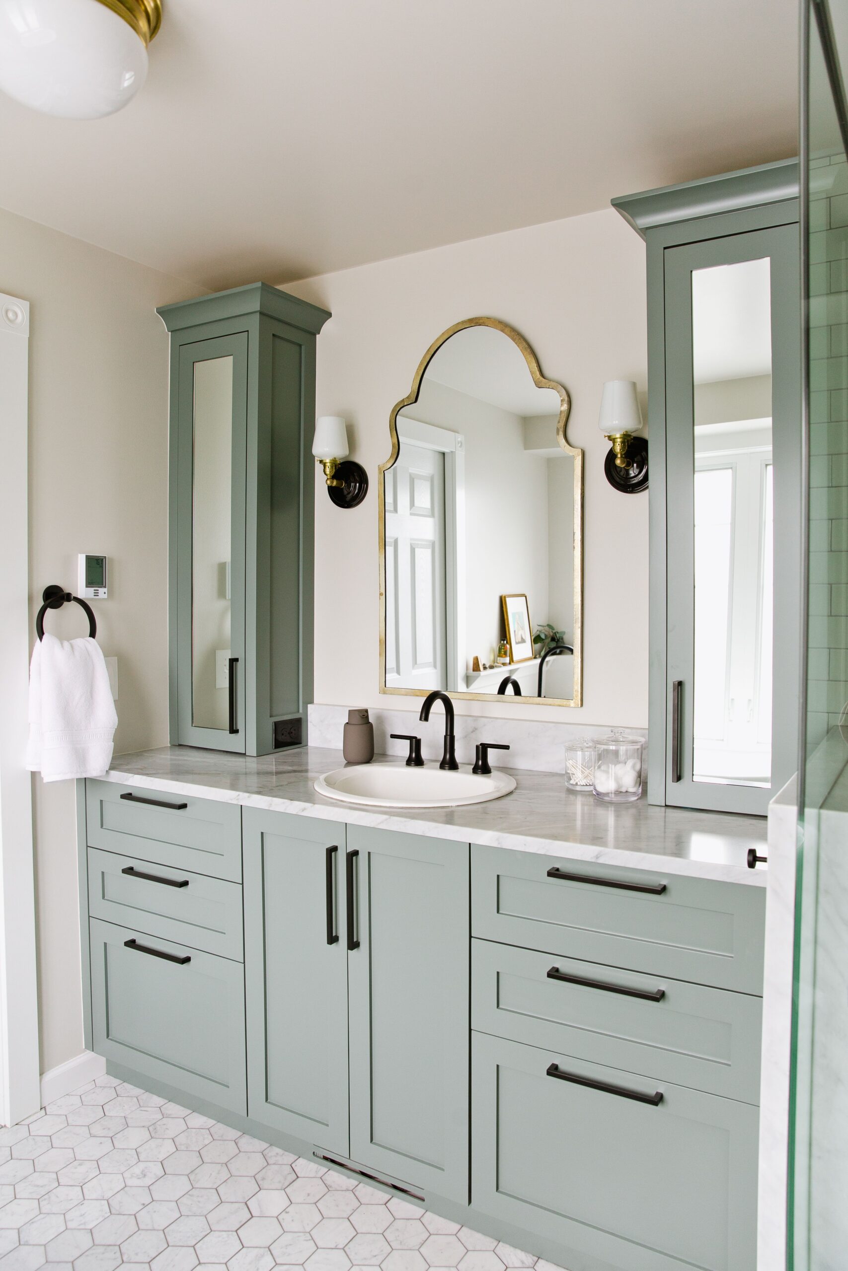 How to Customize Your Bathroom Vanity
Cabinets