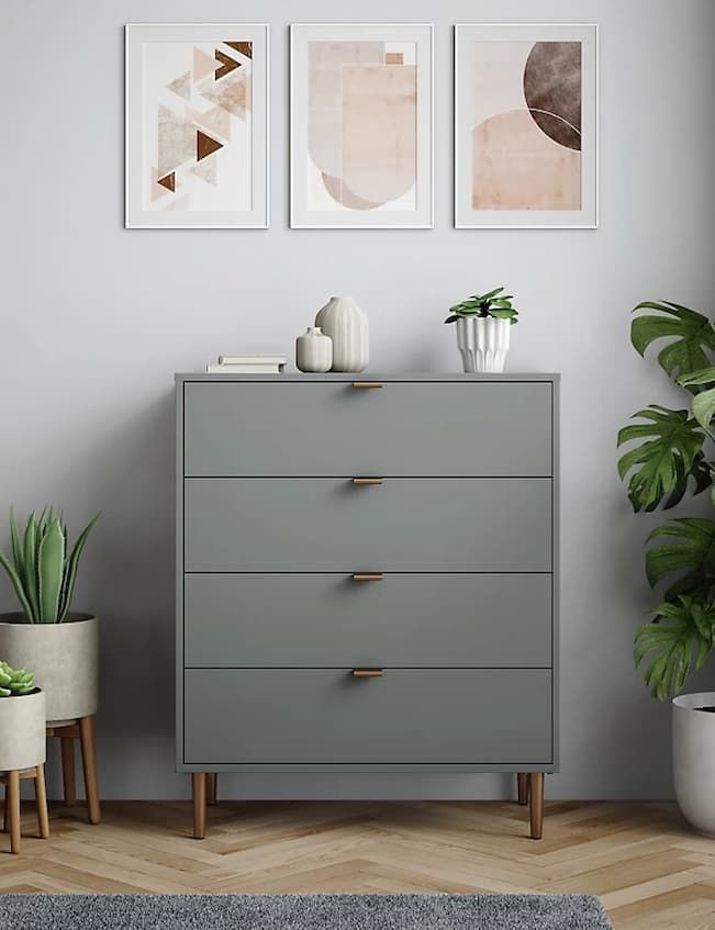 Creative Ways to Style Your Bedroom with
a Chester Drawer