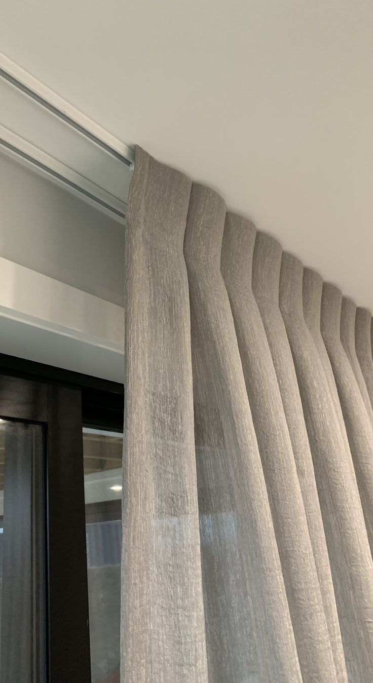 Best curtain designs by using the draperies