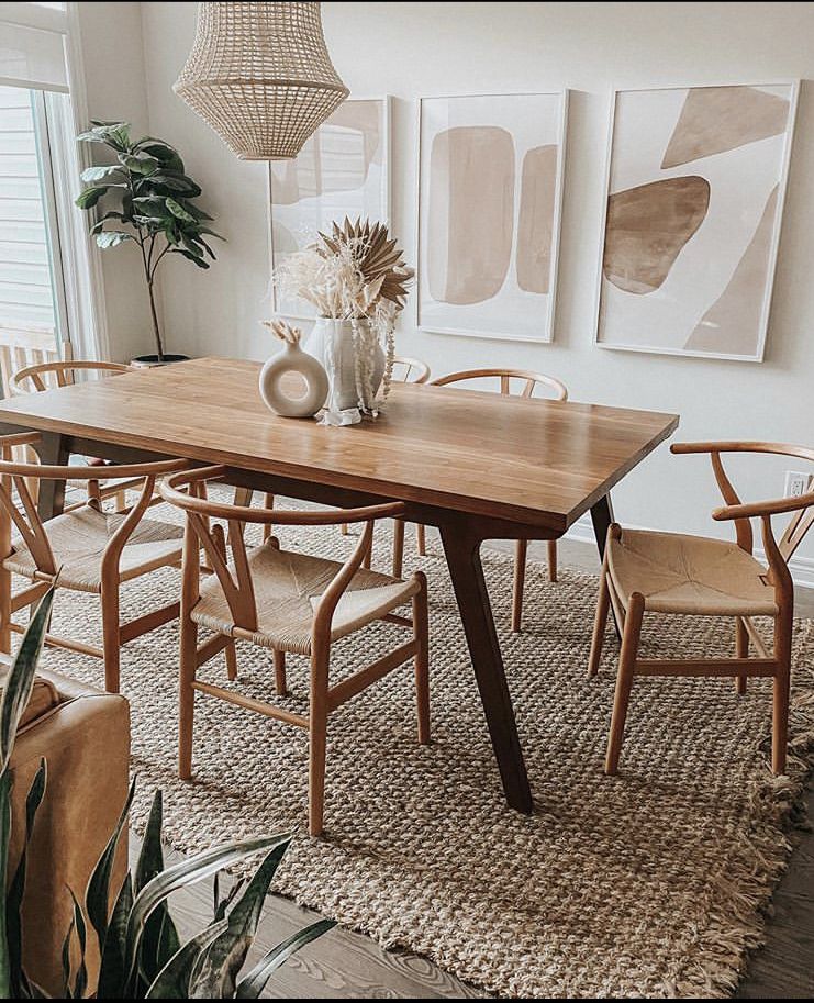 Transform Your Dining Room with a
Stunning Jute Rug