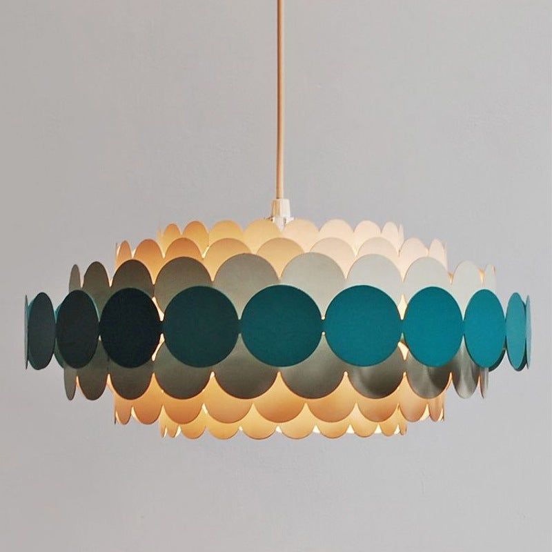 The Ultimate Guide to Modern Chandeliers:
Choosing the Perfect Statement Piece for Your Home