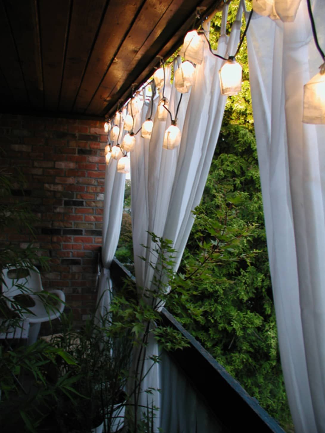 A Brief Guide to Patio Curtains Selection