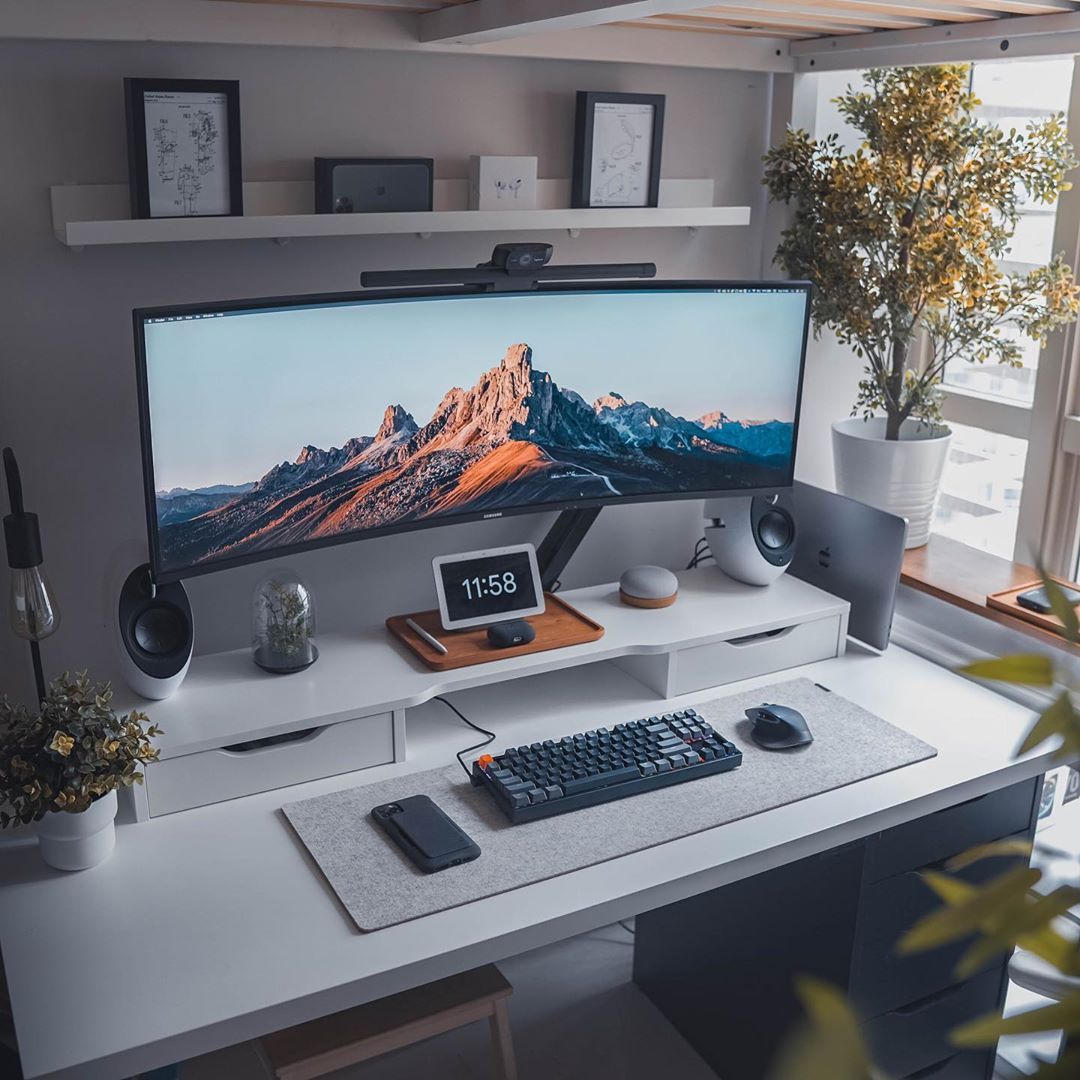 Modern Computer Desk for Better  Functionality