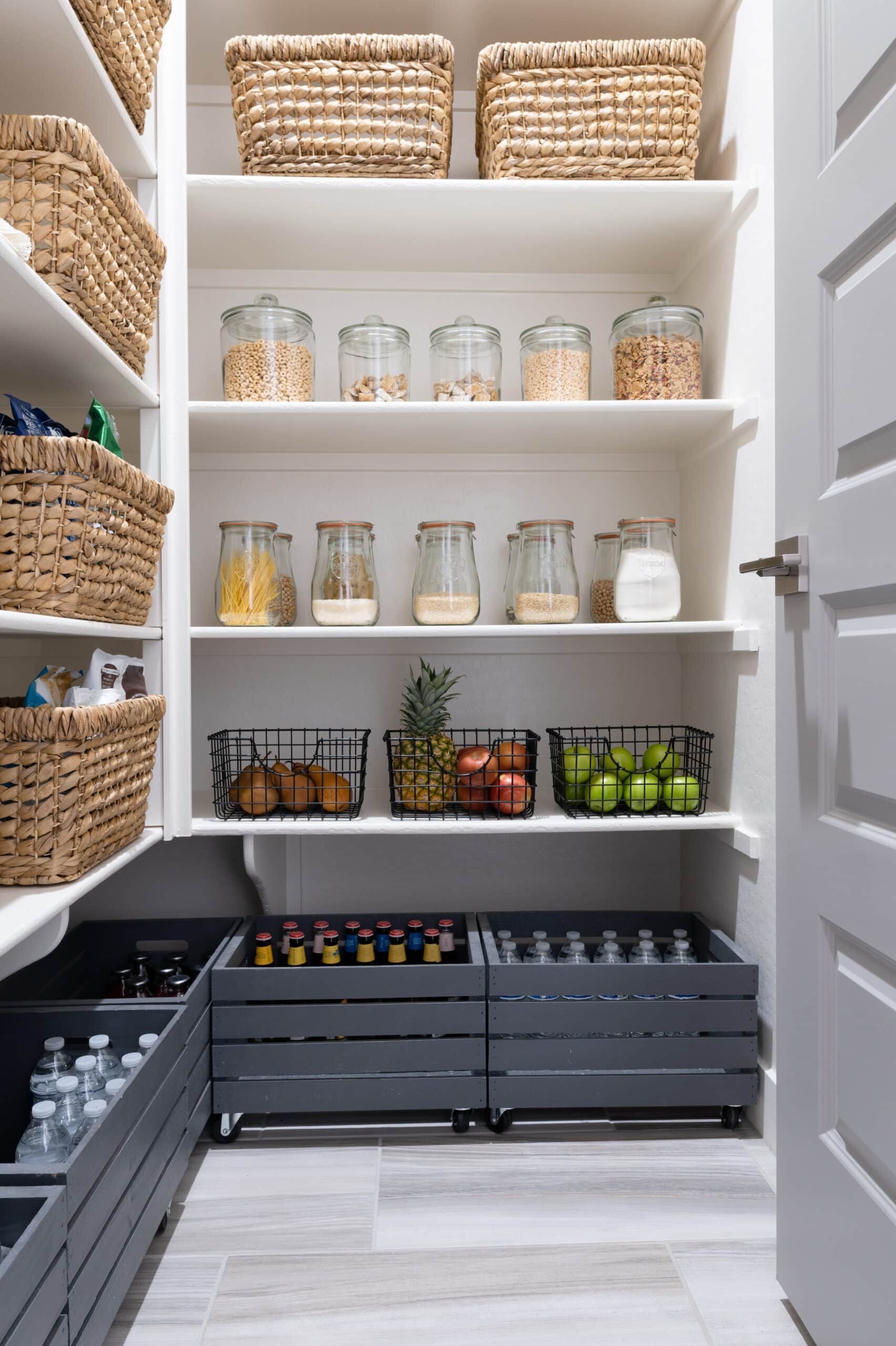 Well-Designed Pantry Organizers for Every Disciplined Home Owner