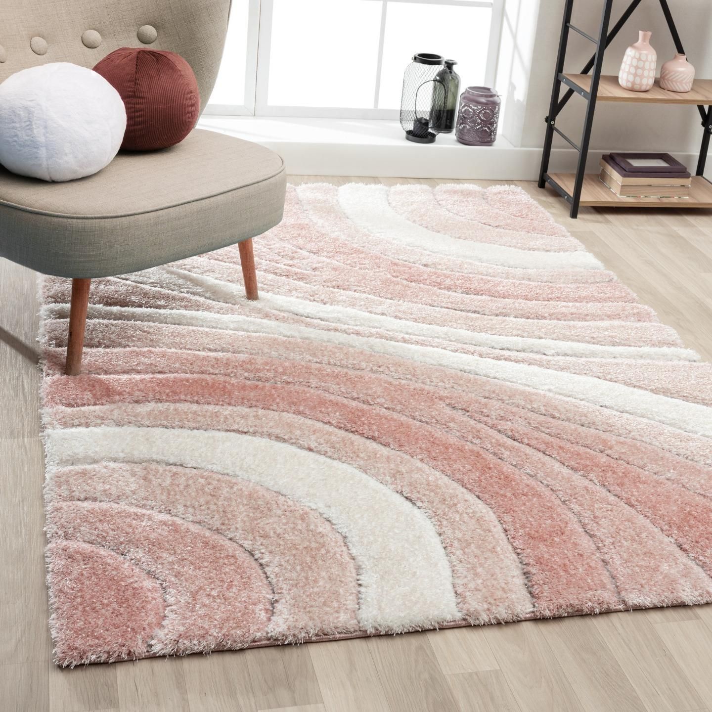 Pink Rugs Bring Love and Life to Your  Home