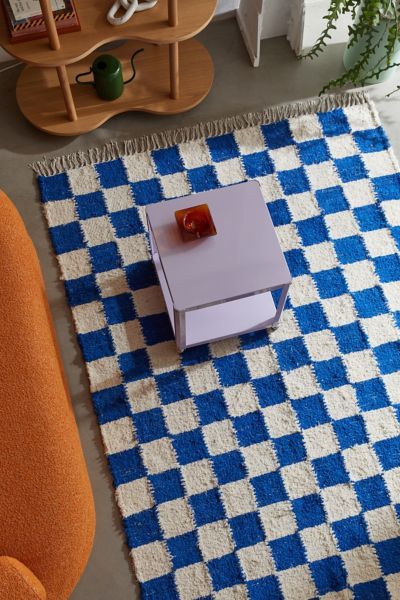 Use the right rug pad to prevent floor damage and prevent slips