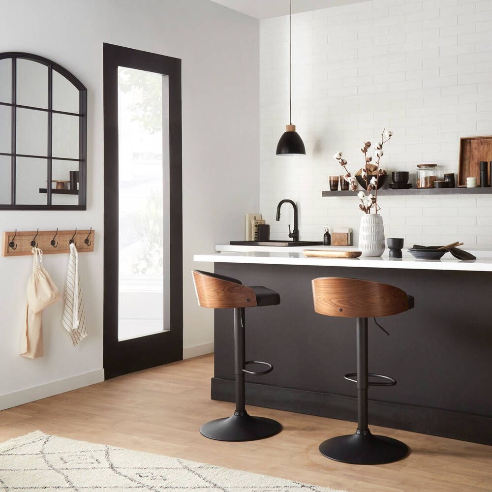 How to Select the Right Height for adjustable bar stools