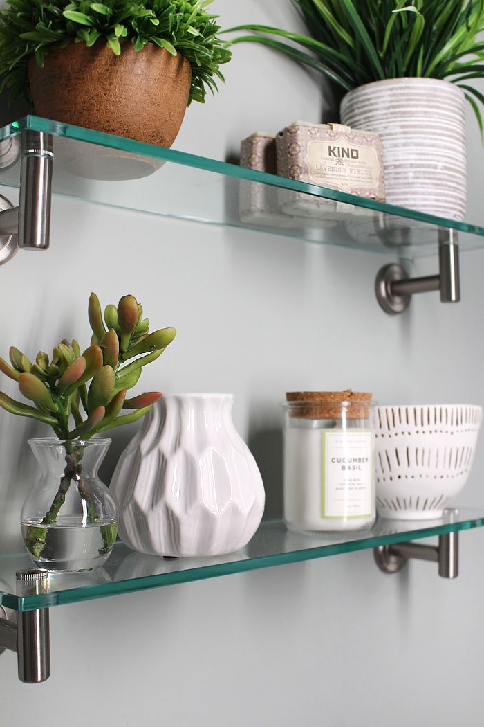 Bathroom Glass Shelves – an Elegant  Multiple-Purpose Choice