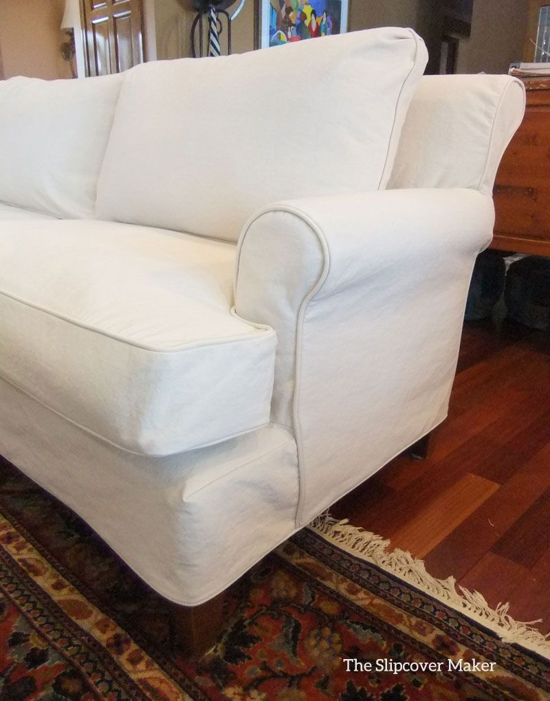 Slipcovers for Couches Save Your Couch  from Wear and Tear