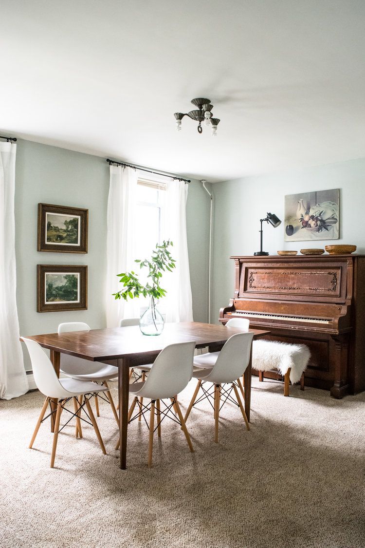 Antique Dining Room Table with Pull out Leaves