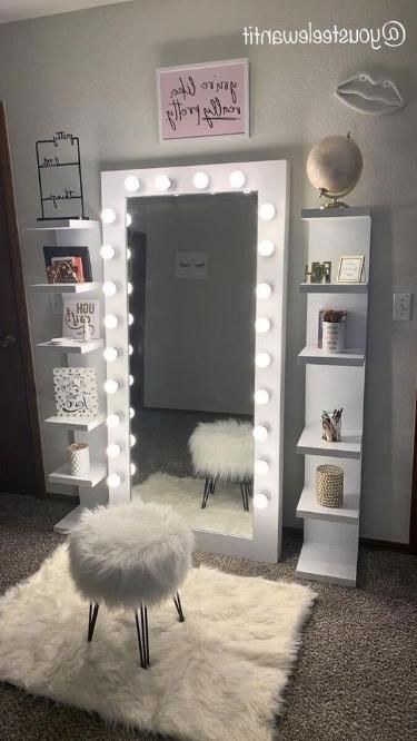 Bedroom Vanity With Lights