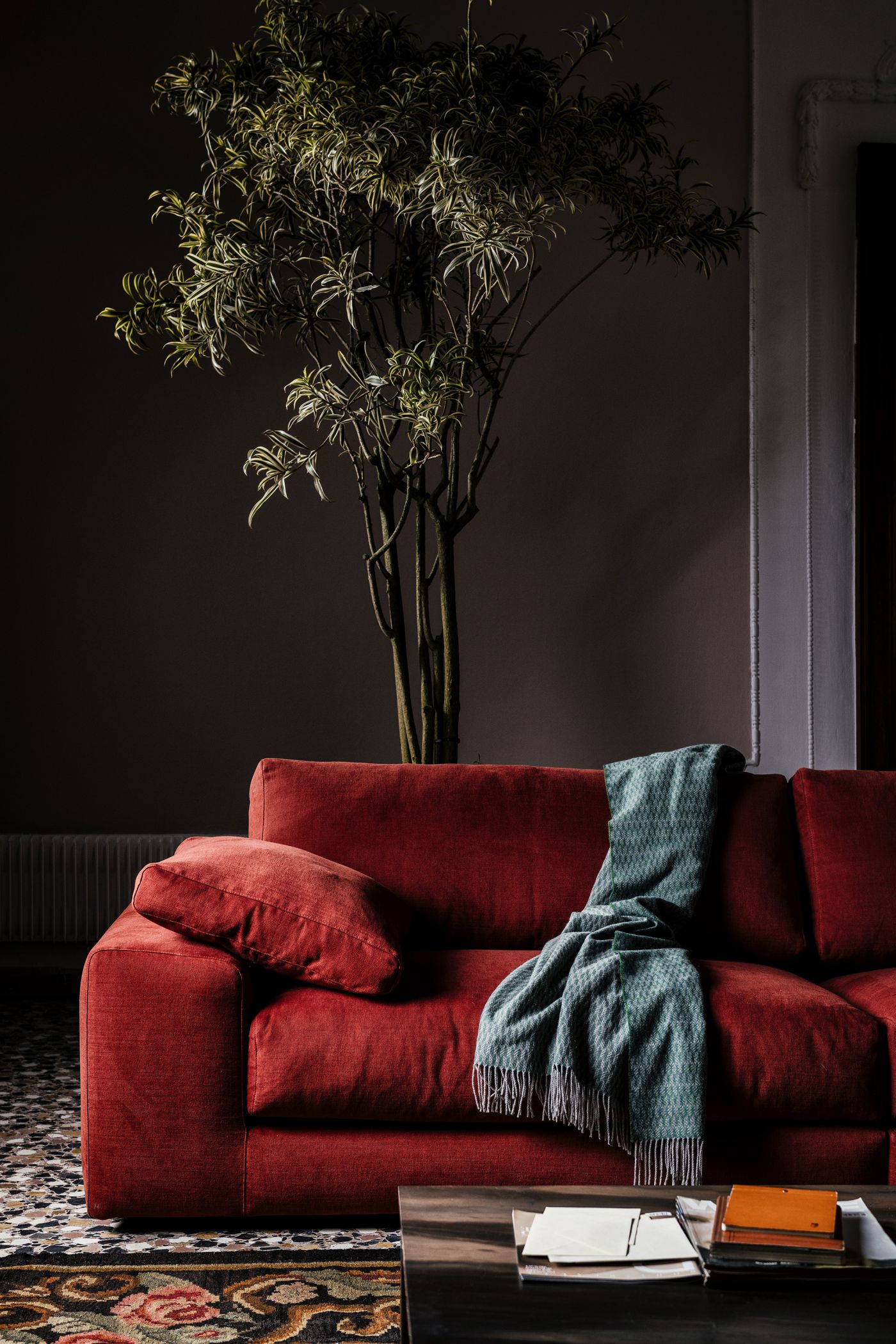 Red Sofa for a Warm and Lovely Setting
