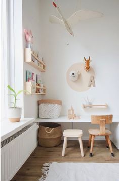 Toddler Desk in Innovative Designs