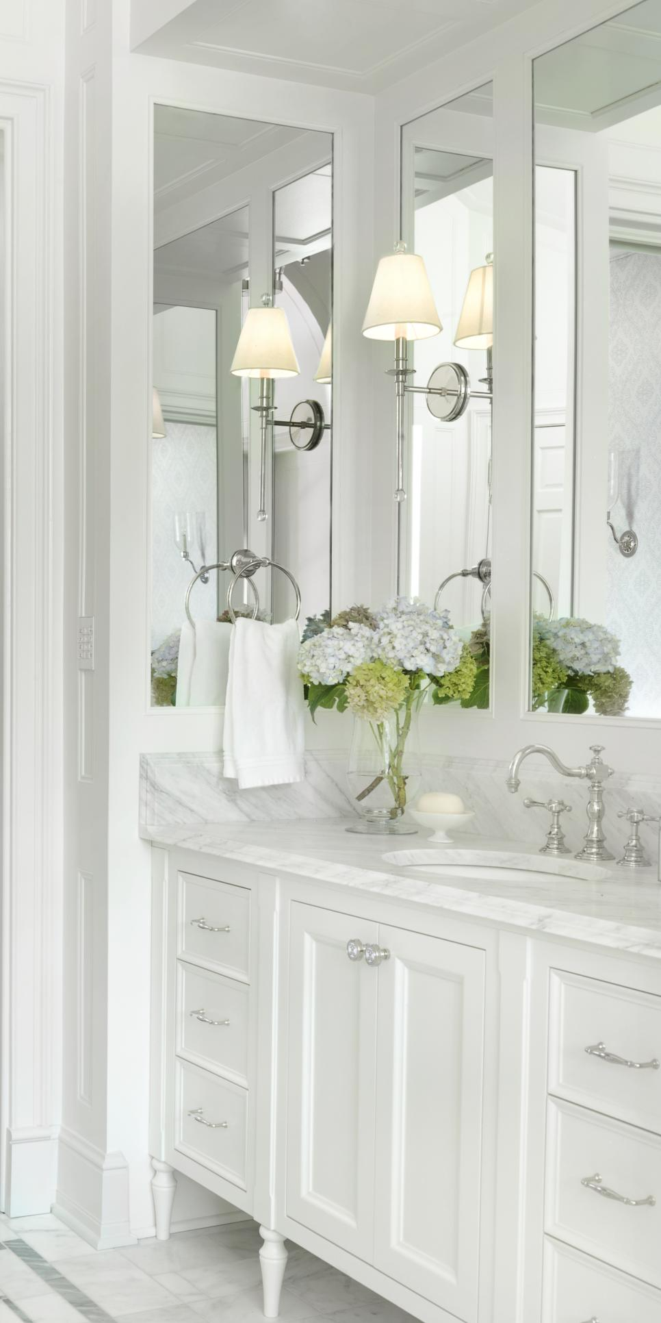 Contemporary White Bathroom Vanity