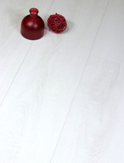Contemporary white laminate flooring