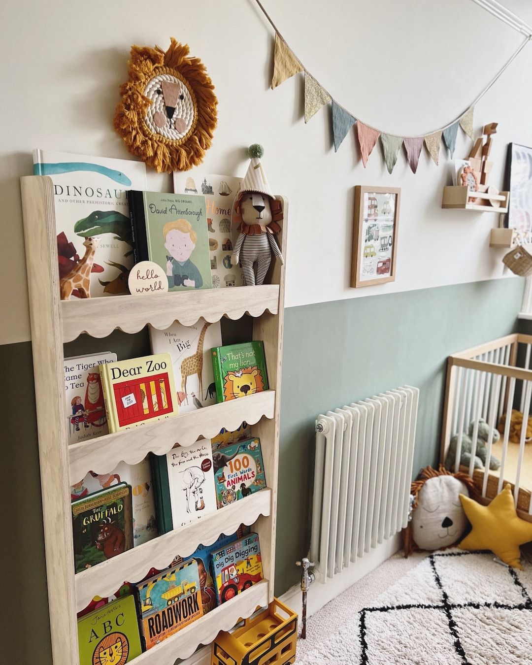 Kids Bookshelves – Organize Books and  Attract Your Kid to Read