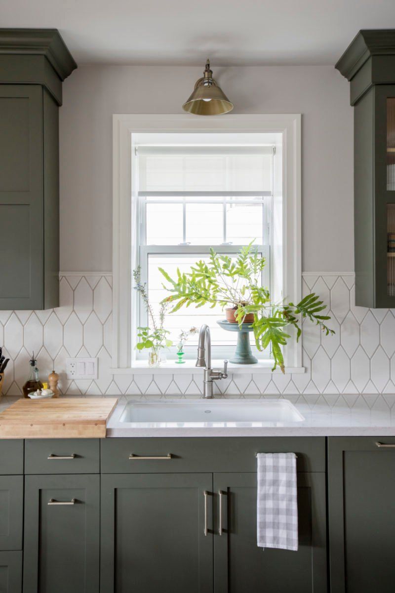 Kitchen Backsplash Designs for a Modern  Room