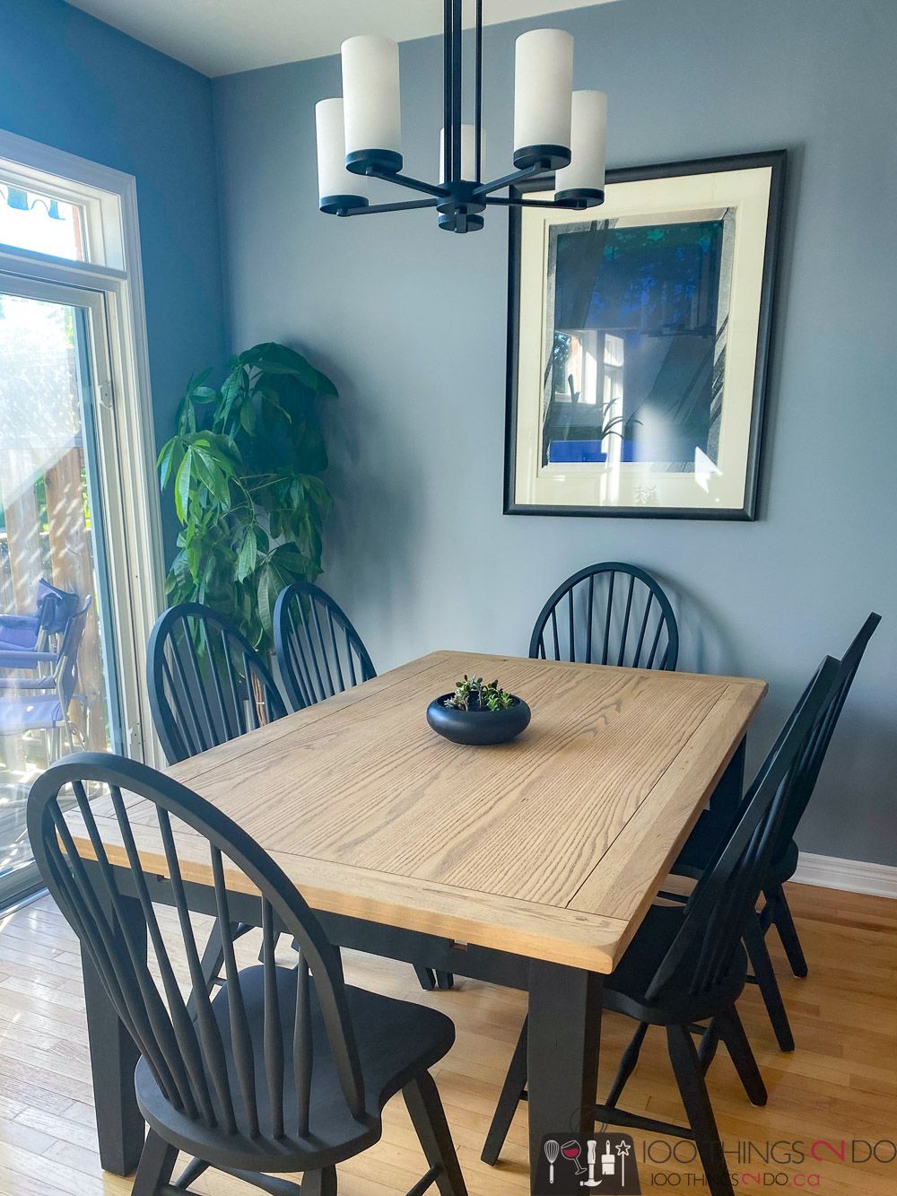 kitchen table and chairs