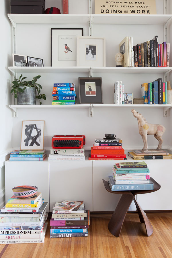 Wall Mounted Shelving – A fashionable  Organizing Option