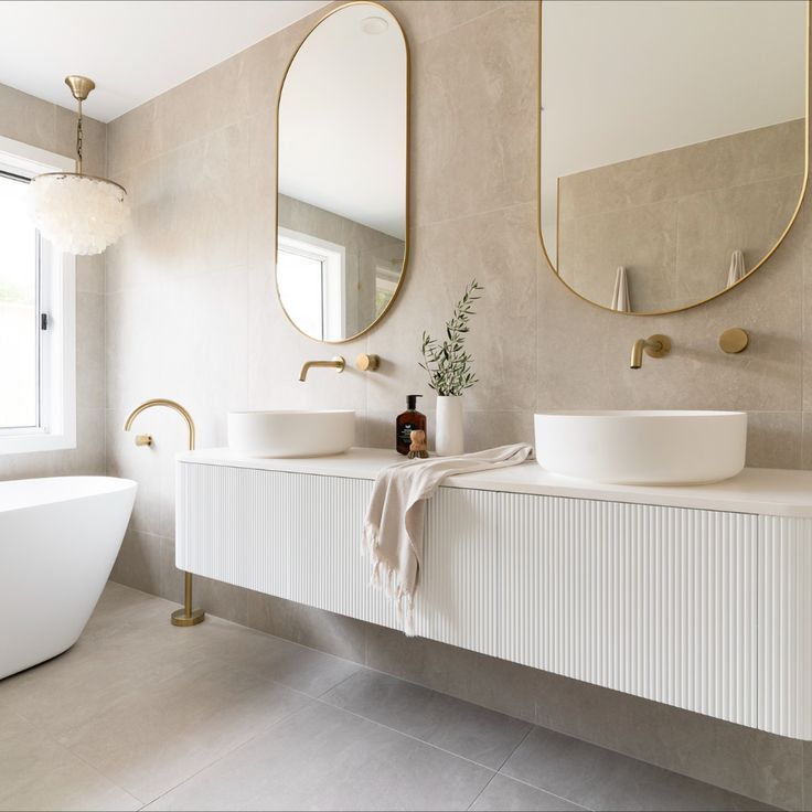 Contemporary White Bathroom Vanity