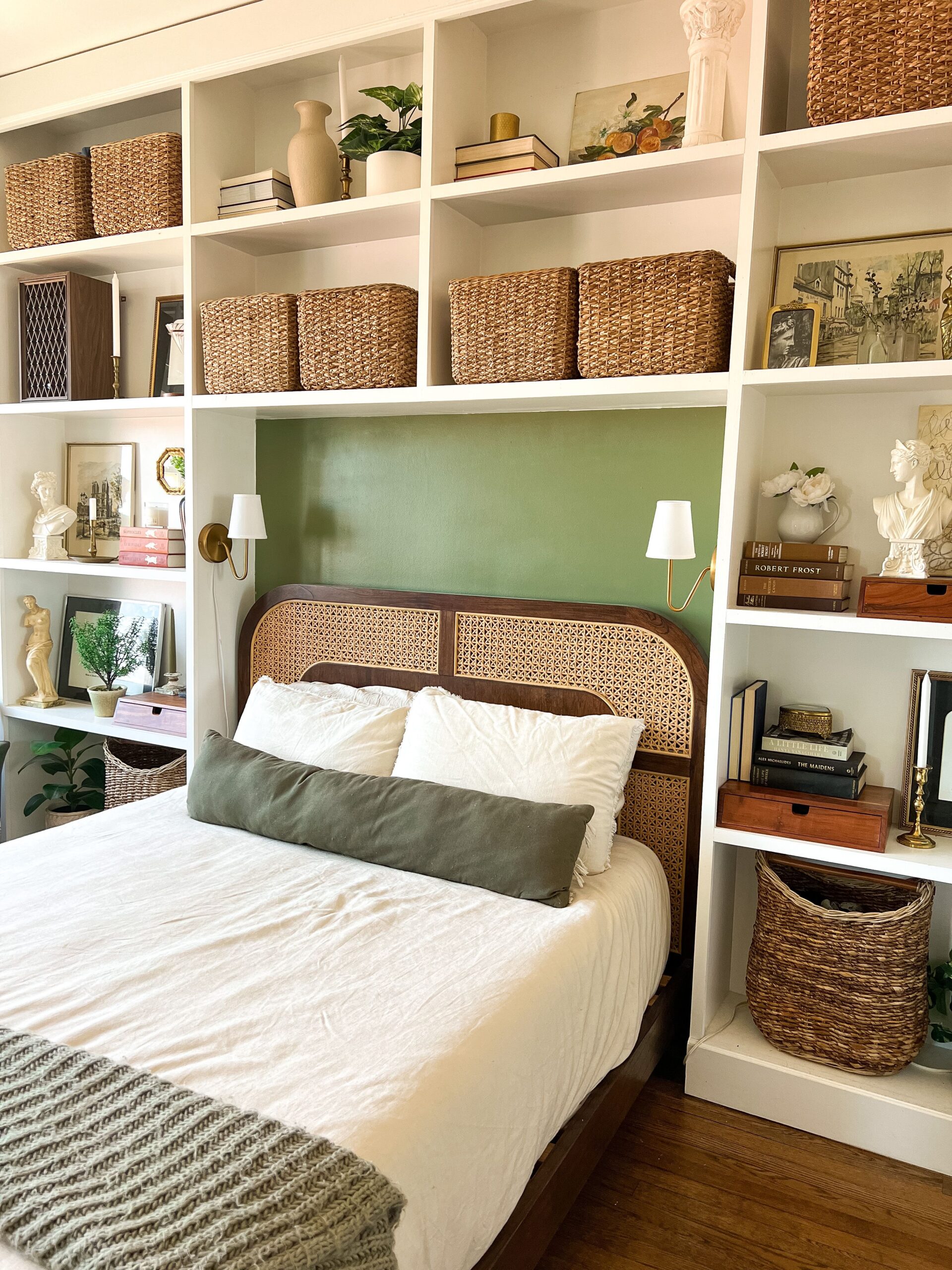 Creating a Clutter-free room with Bedroom storage