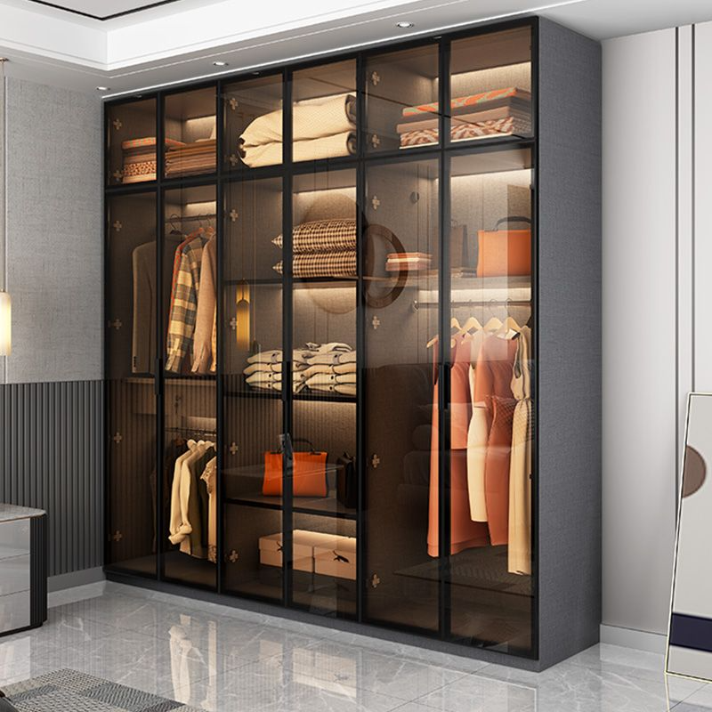 Sliding wardrobes are not the same as the traditional arrangement of pivoted wardrobes
