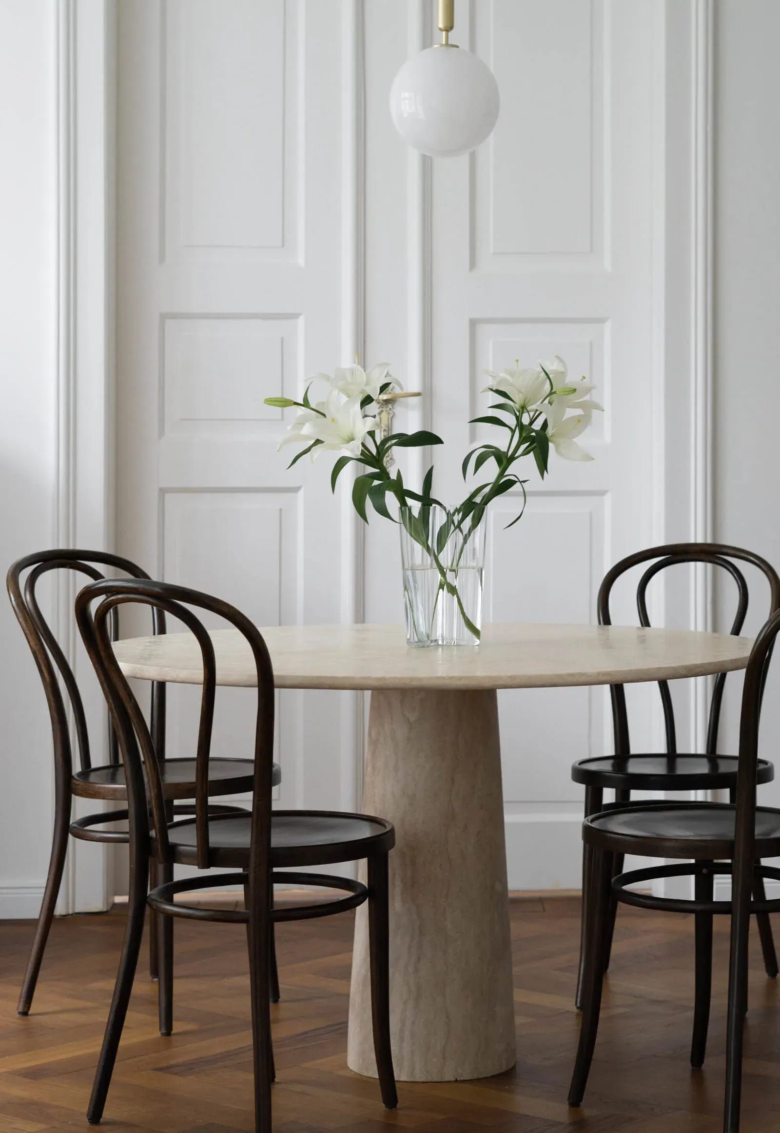 Dining Room Table and Chairs