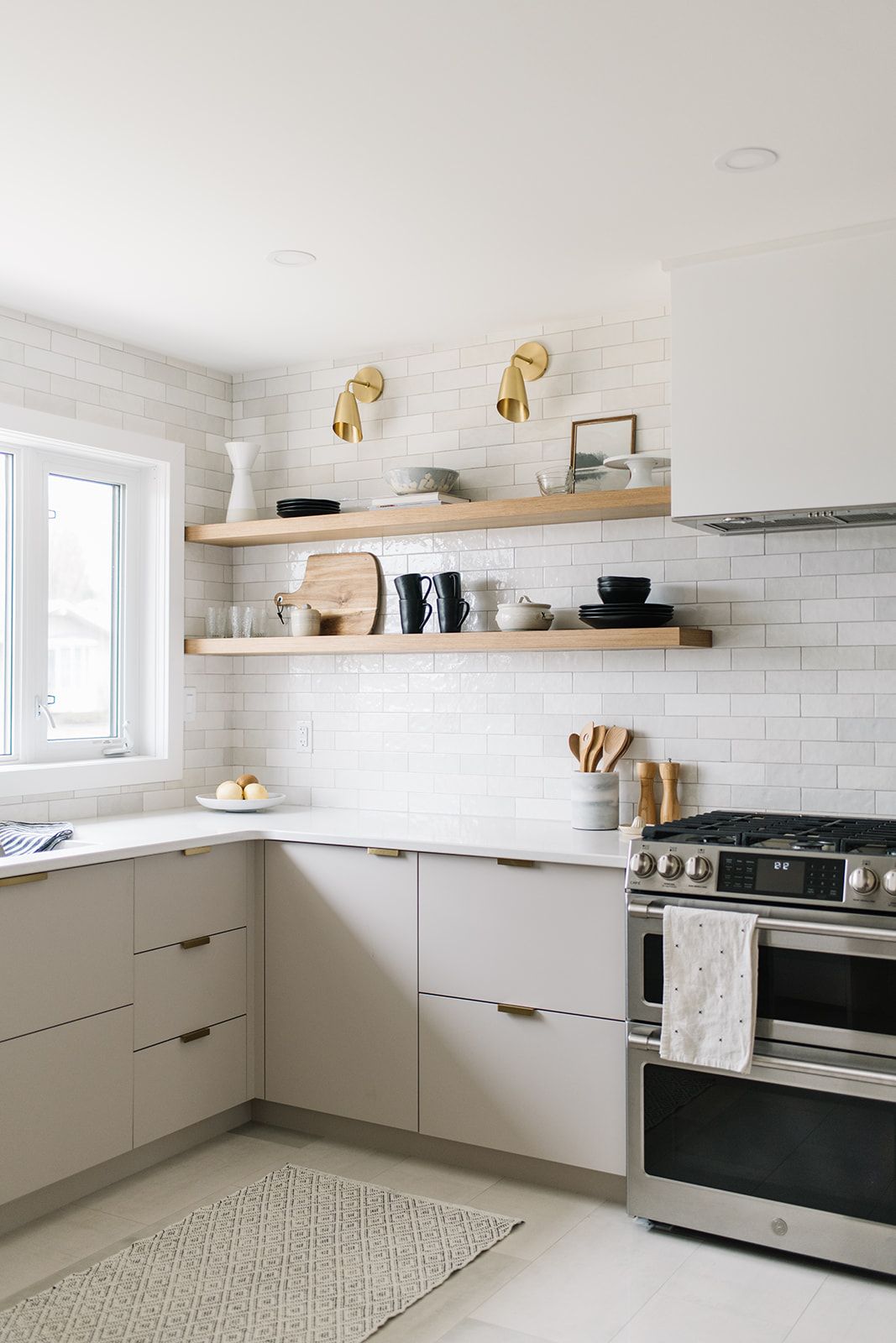 Grey Kitchen Cabinets