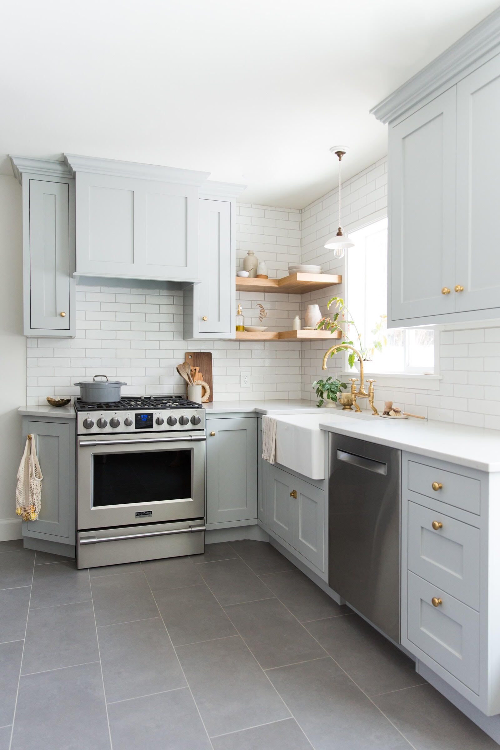 Kitchen Floors Ideas for an Exquisite  Room