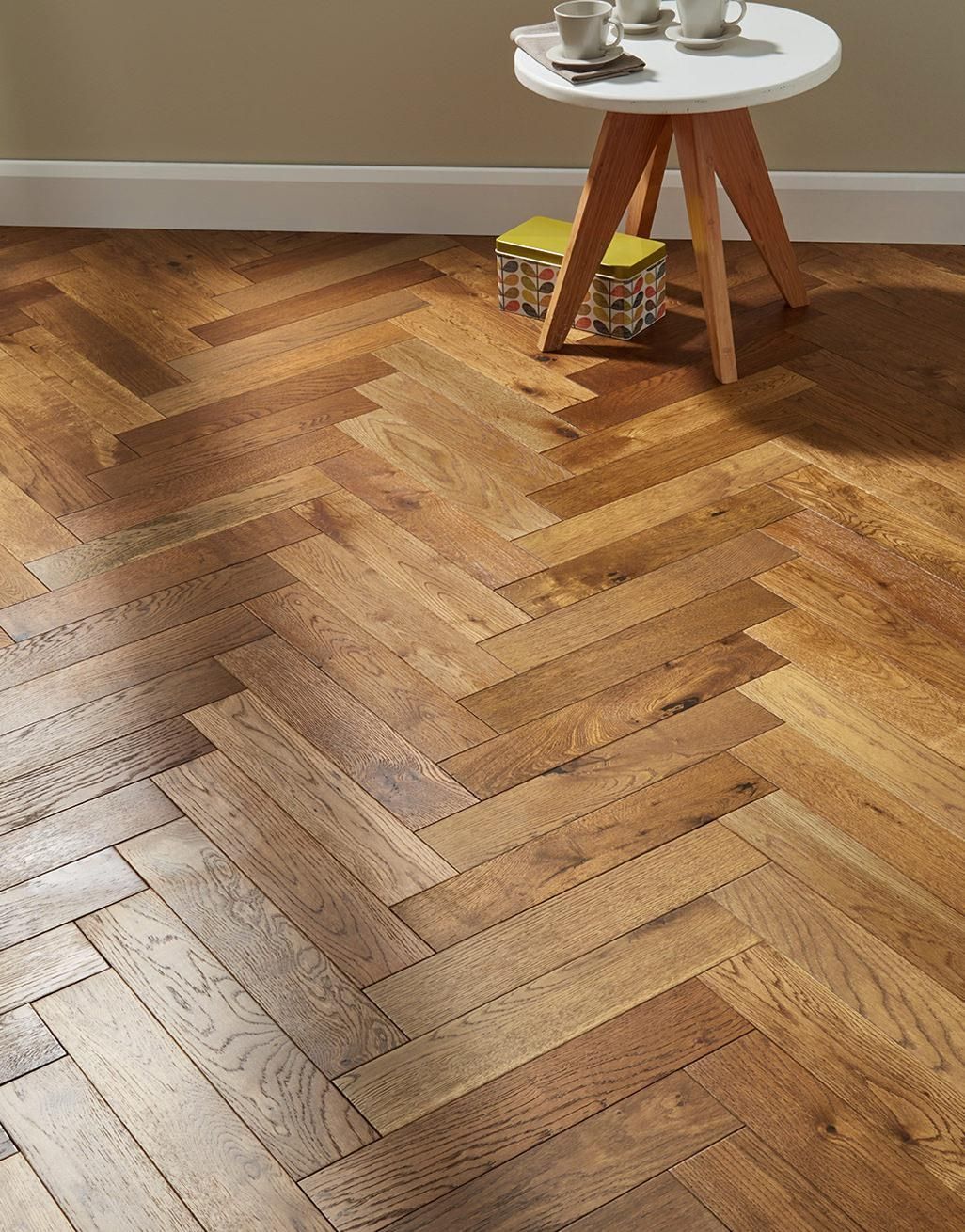How to make your floor lasting longer using wood floor finishes