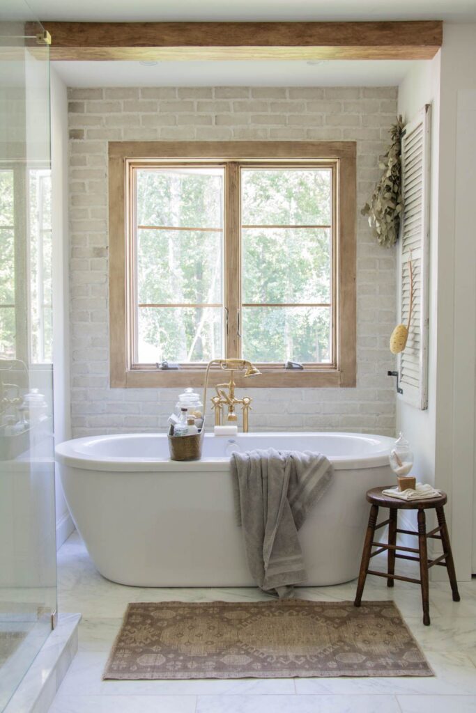 1700494433_bathtubs.jpg