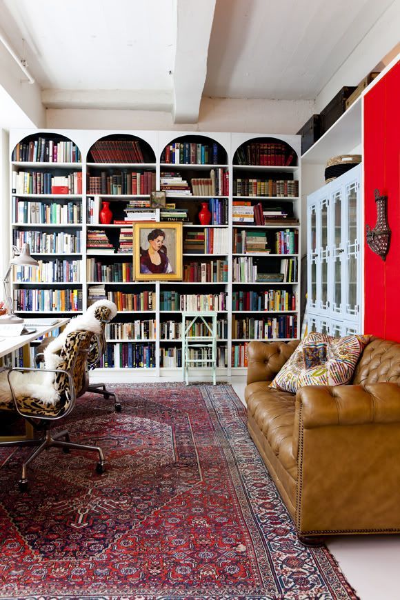 Oriental Rug for Stunning Living Room  Furnishing