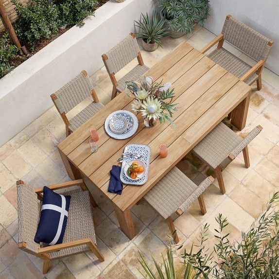 How To Pick The Best Outdoor Dining Set?