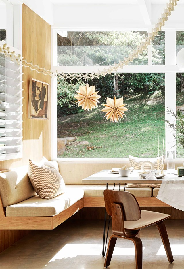 Home design ideas: Breakfast nook table