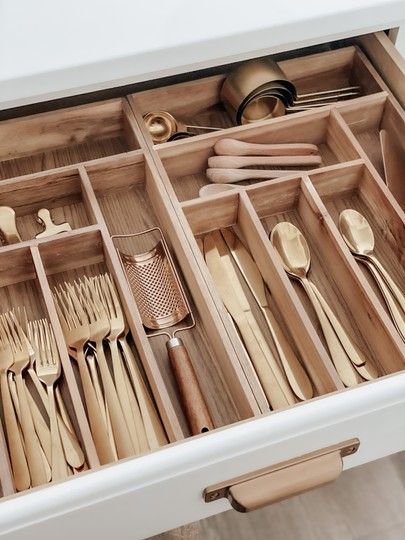 Kitchen Drawer Organizers for Better  Kitchen Work