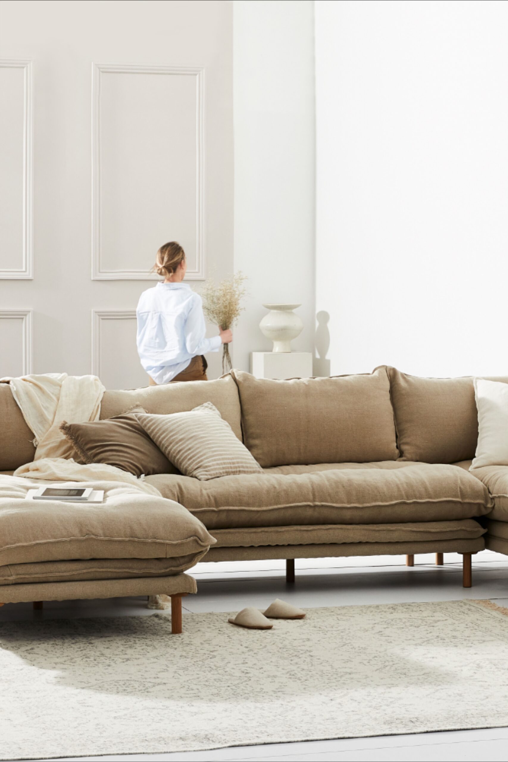 A Classy Custom Sofa for Your Home