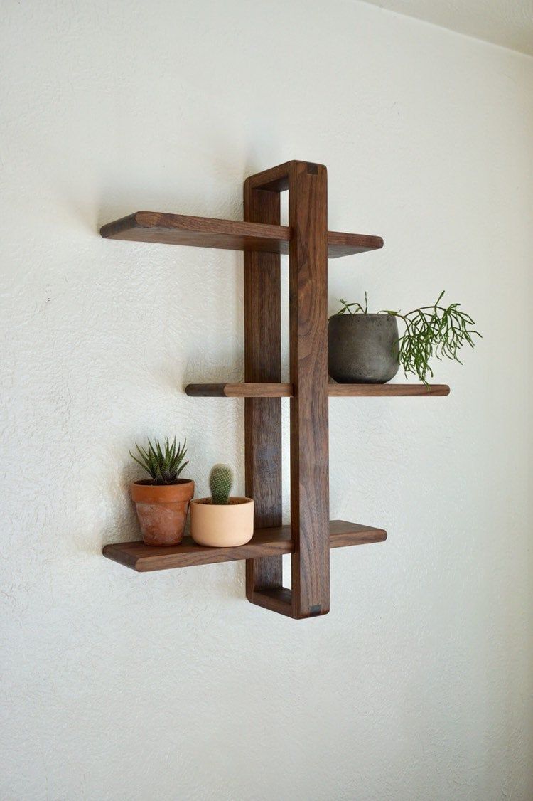 Hanging Shelves Flexible Features for  Easy Organization