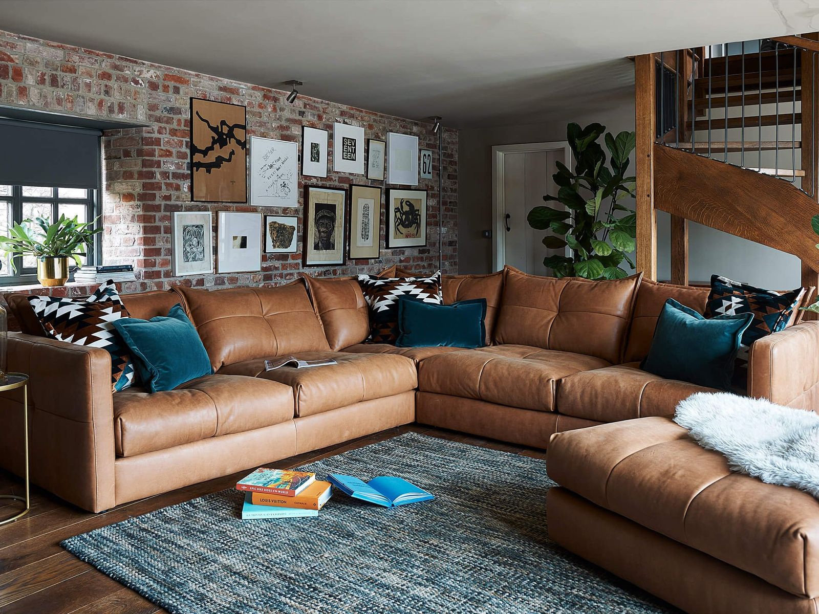 Leather Corner Sofa to Start a Life with Altered Environment