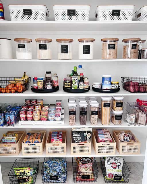 Well-Designed Pantry Organizers for Every Disciplined Home Owner