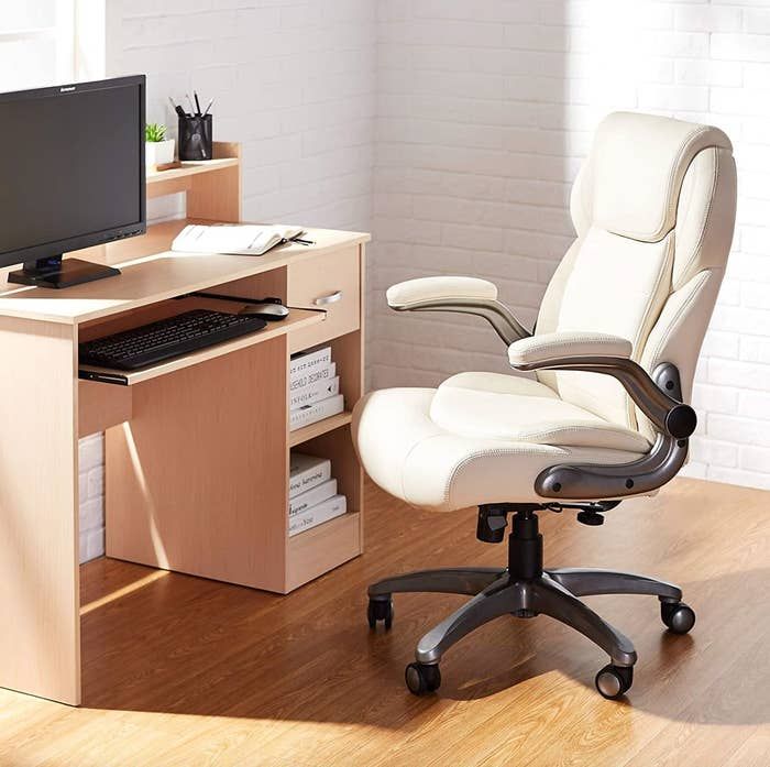 Modern Executive Chairs for Enhanced  Office Performance