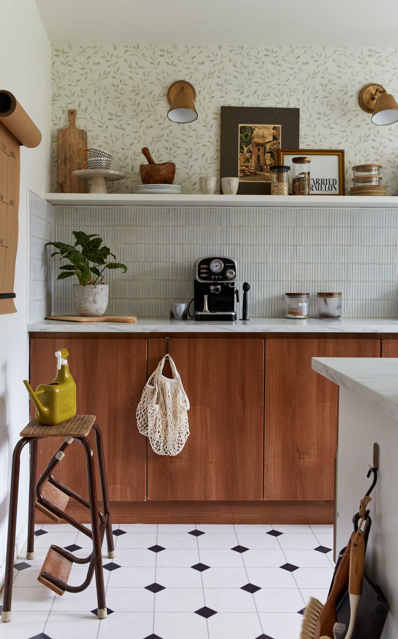 Kitchen Floors For A Picturesque House