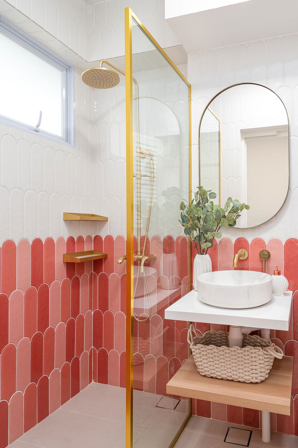 Beautiful Small Bathroom Tile Ideas