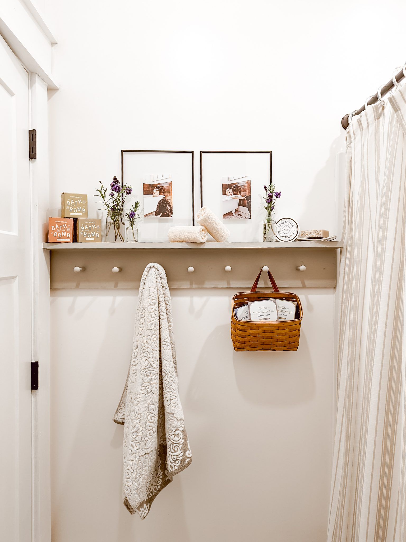 Find Elegant Wall Shelf with Hooks