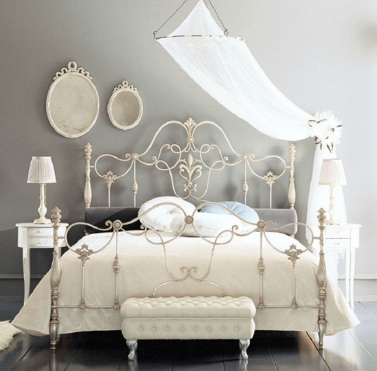 Wrought Iron Beds Create Airiness and  Classiness in Your Room