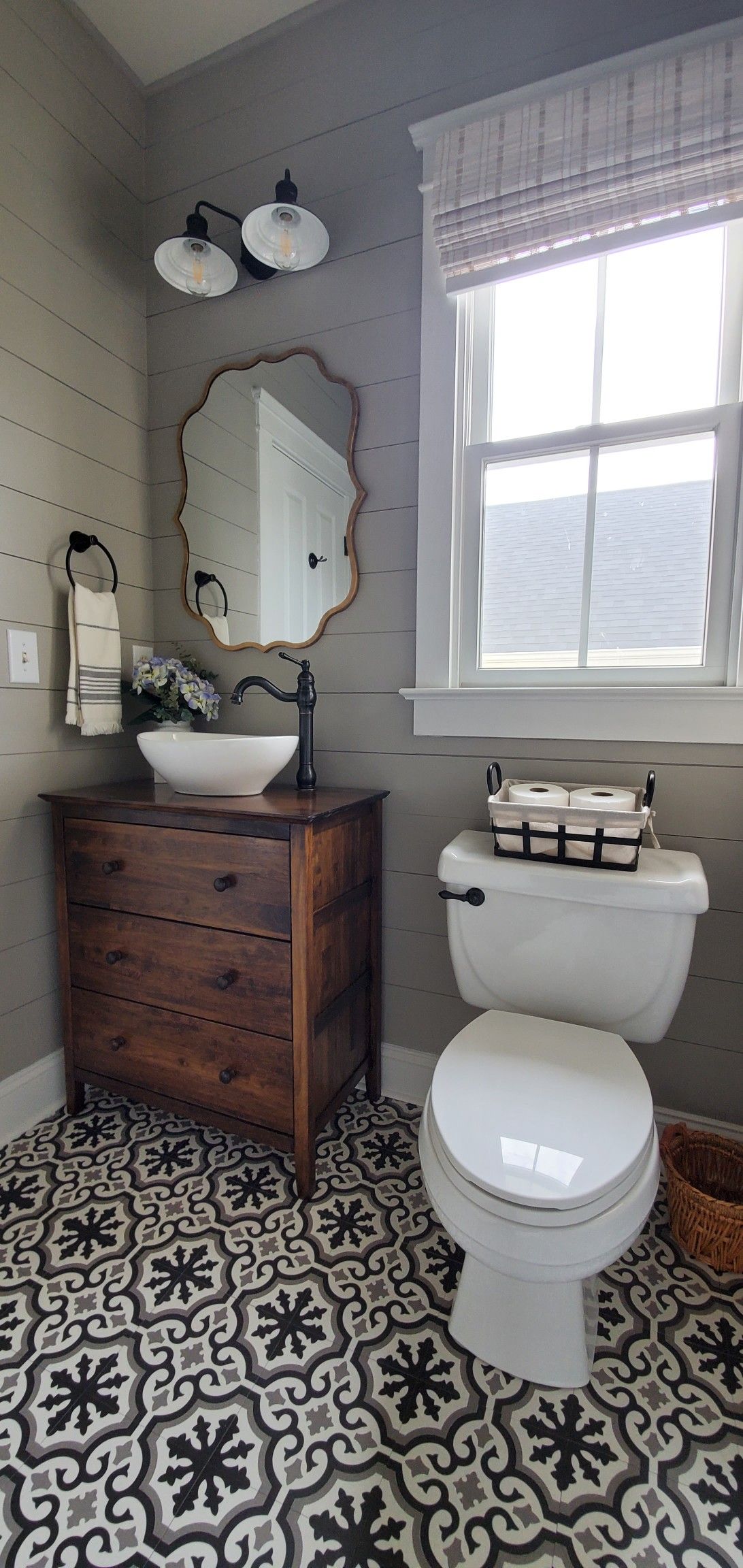 Bathroom Vanities Clearance Ideas