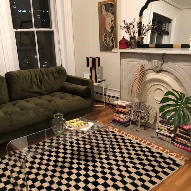 How to Choose the Perfect Black and White
Rug for Your Home