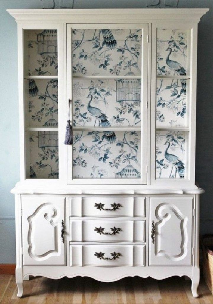 Decorating With Some Lovely China Cabinets