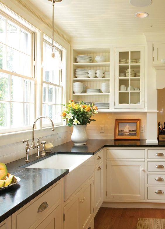 Design Tips for Cream Kitchens: How to
Achieve a Timeless Look