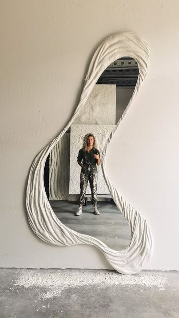 Decorative-wall-mirror.jpg