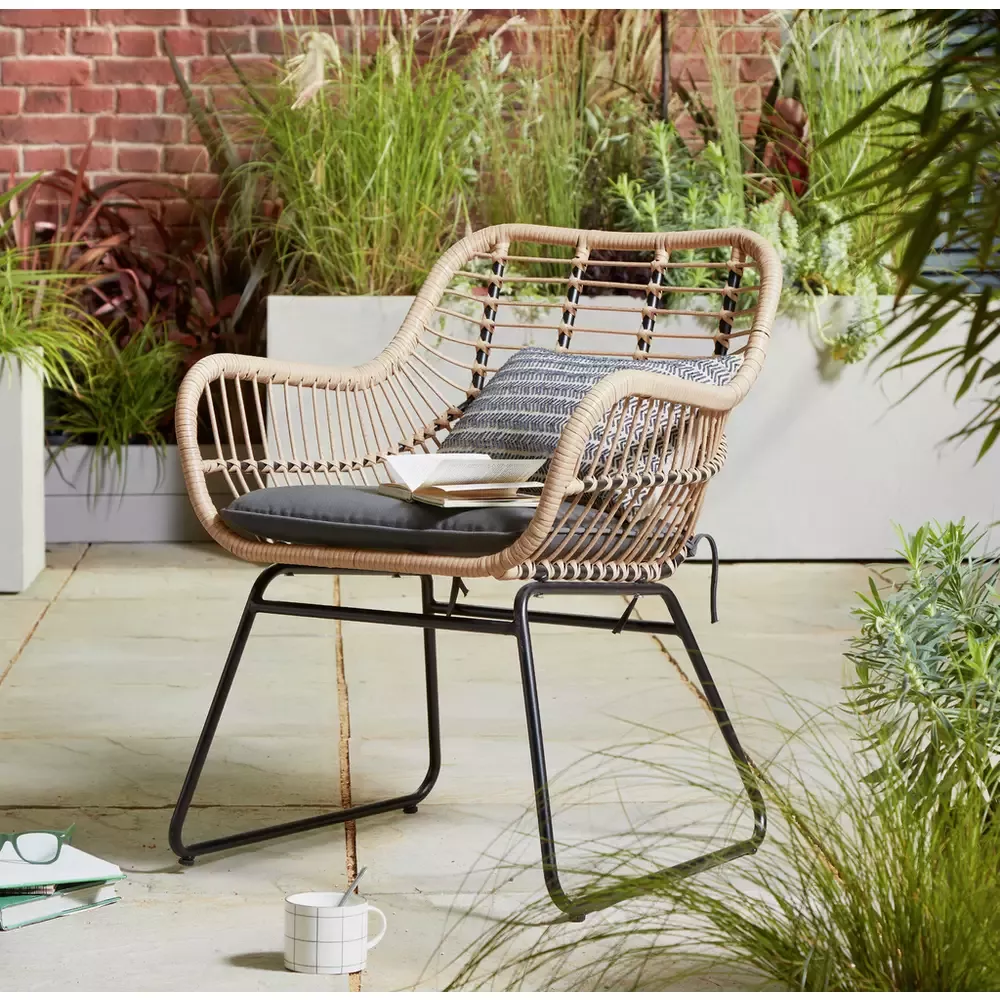 Choosing the Perfect Garden Lounger for
Your Outdoor Space